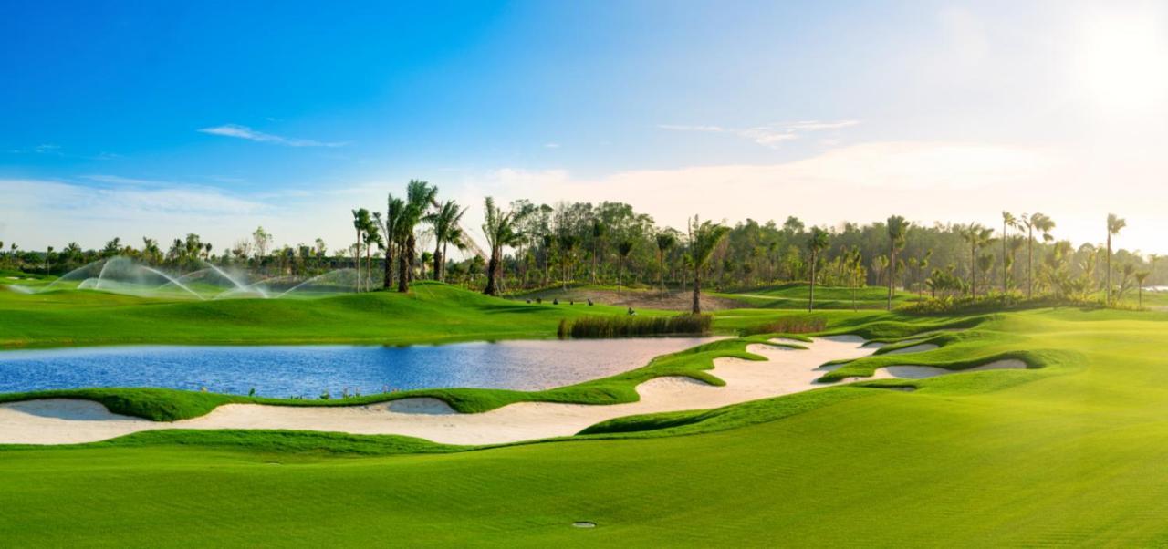 Forest City Golf Hotel نوساجايا المظهر الخارجي الصورة