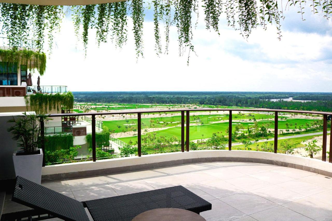 Forest City Golf Hotel نوساجايا المظهر الخارجي الصورة